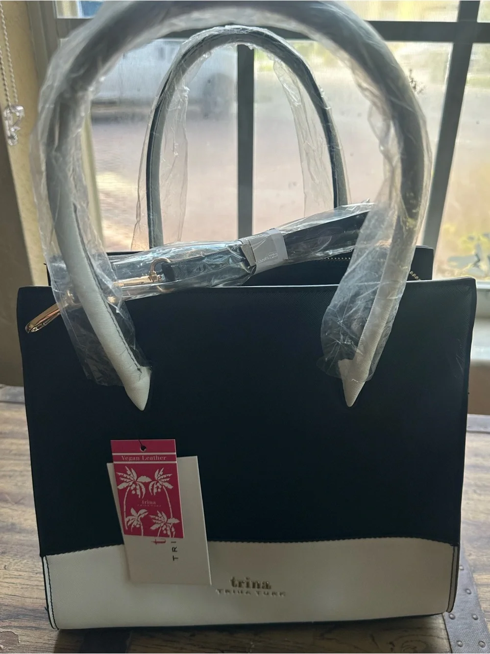 Women’s Two-Tone Black and White Tote Bag